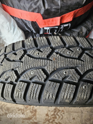 Продаются зимние шины для Ford Focus 175/65 R14