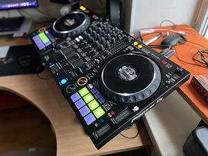 Pioneer DJ DDJ-1000 DJ tarkvara kontroller (7 foto / 8)