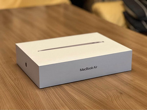 MacBook Air M1 8GB/256GB (6 foto / 8)