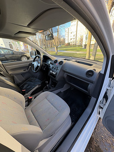Volkswagen Caddy 2.0 CNG (бензин/газ) (9 фото из 13)