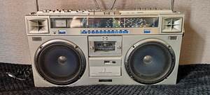 Boombox JVC RC-M70JW (1 foto / 7)