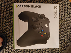 Контроллер Xbox (2 фото из 2)