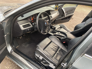 BMW e60 2.2i МКПП (9 фото из 9)