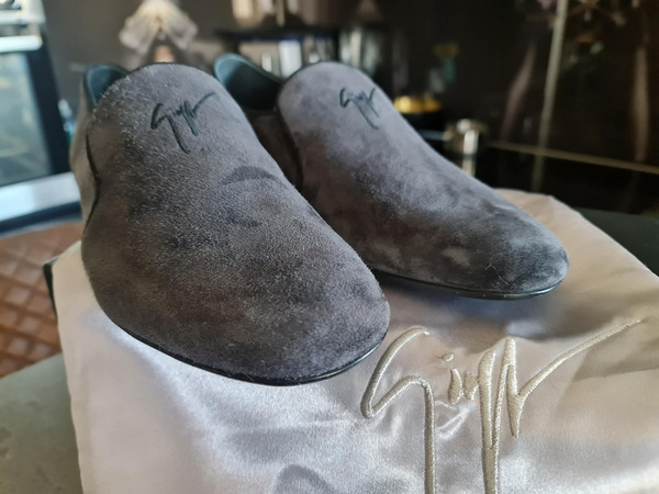 Giuseppe Zanotti kingad