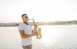 Саксофонист Dj sax музыкант организация живой музыки Loun