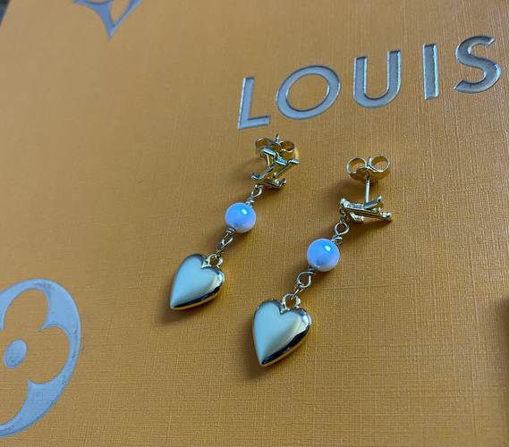 Позолоченные серьги Louis Vuitton