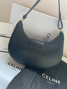 Celine originaal Medium Ava Triomphe Bag Must (4 foto / 9)