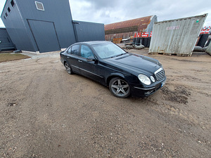 Mercedes-Benz e220 cdi (3 foto / 7)