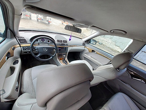 Mercedes-Benz e220 cdi (7 foto / 7)