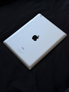 iPad Gen 2 (3 foto / 3)