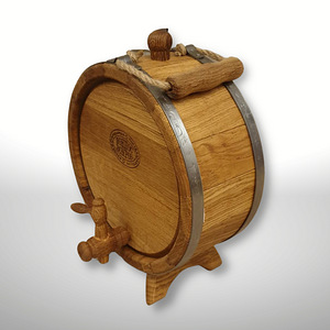 Tammepuust vaadid destillaatide laagerdamiseks ja maitsestam (4 foto / 7)