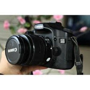 Фотоаппарат Canon 40D с объективом 18-55. (2 фото из 2)