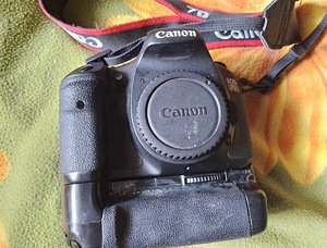 Canon EOS 7D Body Only+մարտկոց լիցկավորիչ եւ ճիպ+նվեր battar (3 լուսանկար / 3)