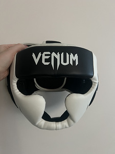 Venum kiiver