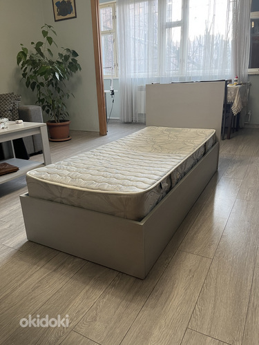 Кроватка (3 из 4)