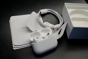 Airpods Pro Gen 2 USB-C (R3pid) (6 foto / 8)
