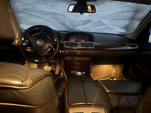 Продам BMW 730D 2003 года (3 фото из 7)