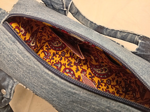 Denim handbag in the “Boro” style. 16 × 25 × 10 cm (10 foto / 10)