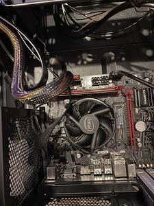 Lauaarvuti intel i7 10700 (3 foto / 8)