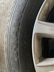 Колеса bridgenstone 195/60/R15 (4 фото из 5)
