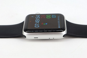 Apple Watch Series 2 (8 фото из 9)
