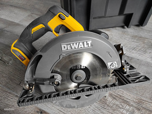 DeWalt DCS576T2; 54 В; Аккумулятор 2x6,0 Ач (2 фото из 7)