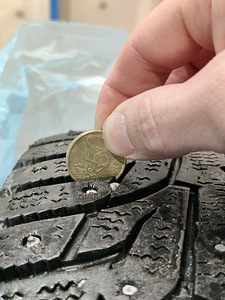 Hankook 195/65R15 (2017) 4TK = 50€ (2 foto / 4)