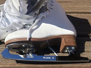 Uisud Jackson JS1491 MYSTIQUE Youth, suurus 13С (2 foto / 3)