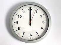 Настенные часы (IKEA) 28см