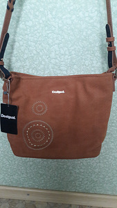 Desigual сумка новая (3 фото из 3)