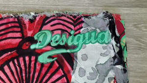 Desigual новый шарф (3 фото из 3)