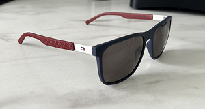 Солнцезащитные очки Tommy Hilfiger TH 1445/S LCNNR оригинал (1 фото из 9)