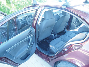 Skoda Octavia 1.6 75kW (6 foto / 10)