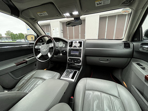 Chrysler 300C 5.7 Hemi 250kW (8 foto / 13)