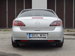 Mazda 6 2.0 108kW (6 foto / 9)