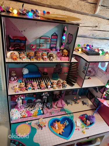 LOL Кукольный домик с куклами (фото #1)