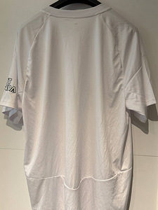 Arsenal no more red jersey (2 foto / 3)