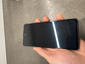 Samsung S20FE 5G (4 foto / 9)