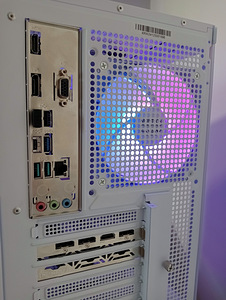 Uus mänguriarvuti | i5-12400F | RX 6600| 32GB RAM (7 foto / 9)
