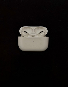 AirPods Pro (3 foto / 3)