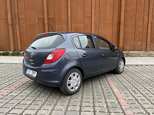 Opel Corsa 1.4 Enjoy ATM (3 foto / 10)