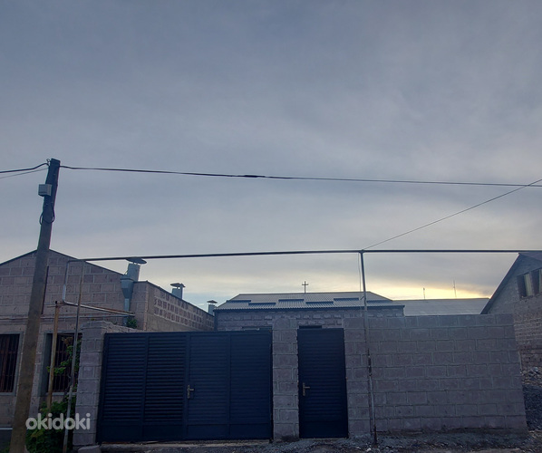 Վաճառվում է նորակառույց առանձնատուն Հաղթանակ թաղամասում (2)