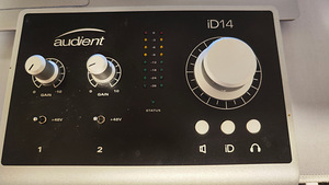 Audient id 14 mk 1 Audiocard (1 foto / 3)