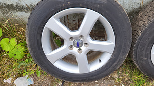 Volvo veljed + rehvid (2 foto / 7)