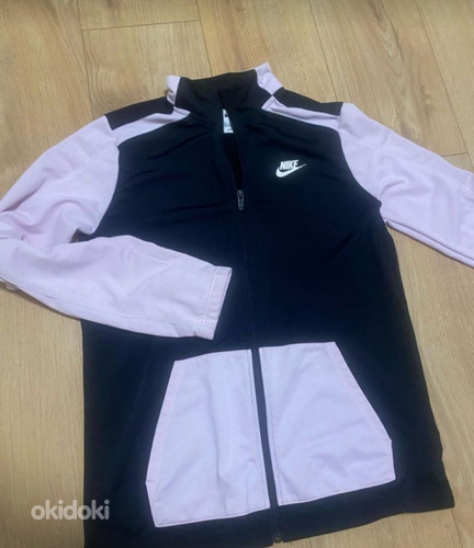 Nike spordijakk