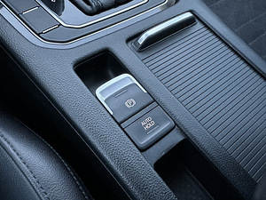 Volkswagen Passat 2.0d 110kw ATM (9 foto / 13)