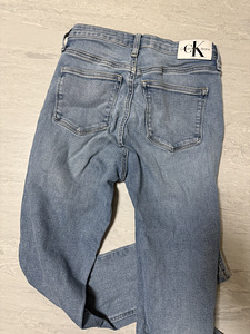 Calvin Klein Jeans teksad, suurus W28 (kasutatud) (2 foto / 3)