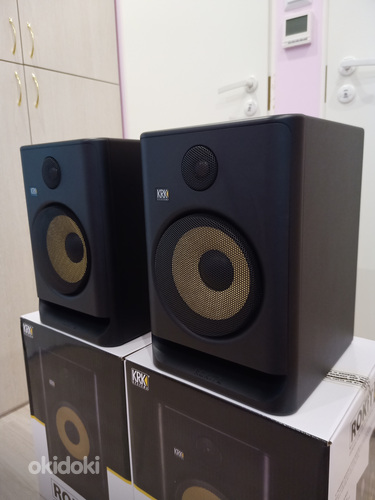 Колонки, студийные мониторы, KRK Rokit 8
