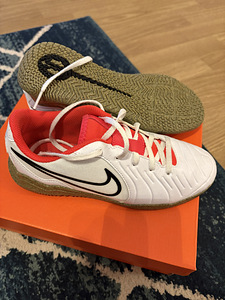 Nike putsad. 36.5 suurus (2 foto / 2)