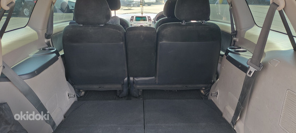 Mitsubishi Grandis (10 из 15)